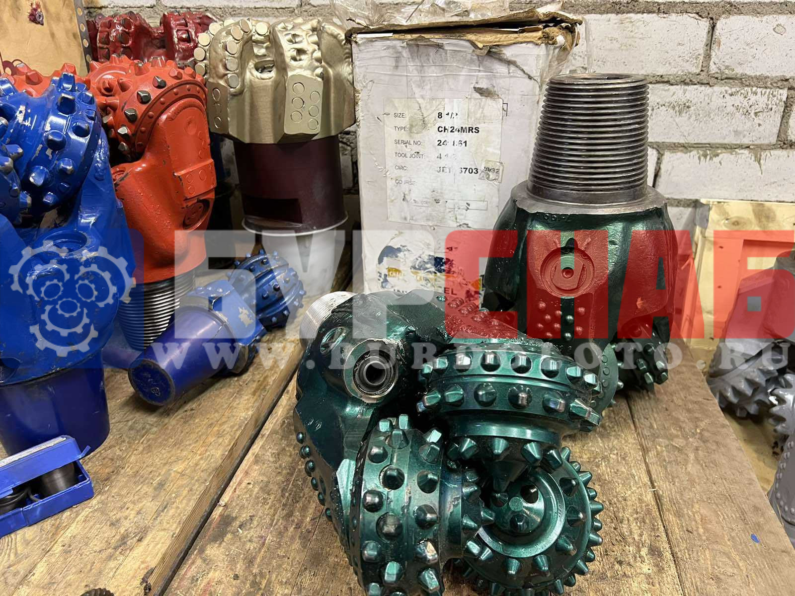 Долото шарошечное ф 215,9 IADC 517 (CH24MRS)