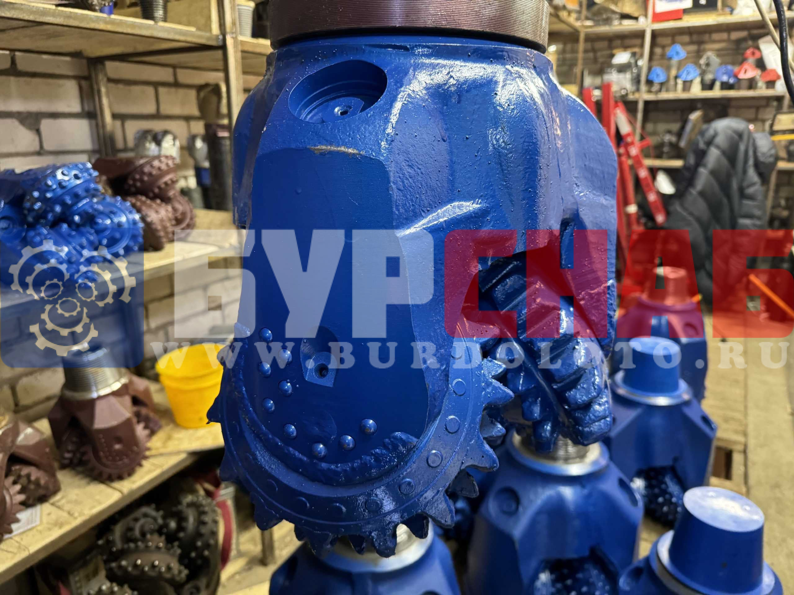 Долото шарошечное ф 393,7 HW237G (IADC237)