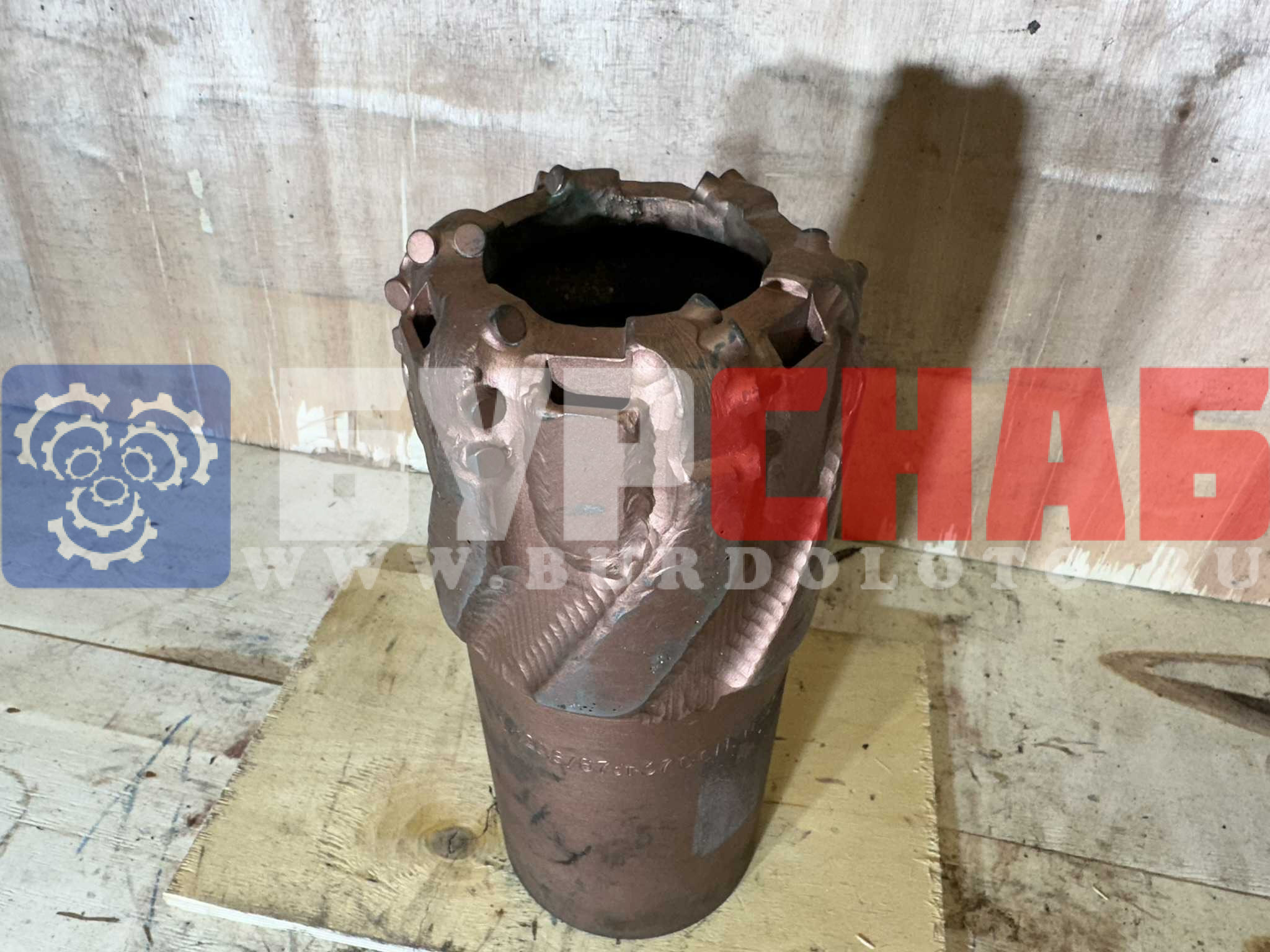Бурголовка PDC ф 120.6/67 ST-37