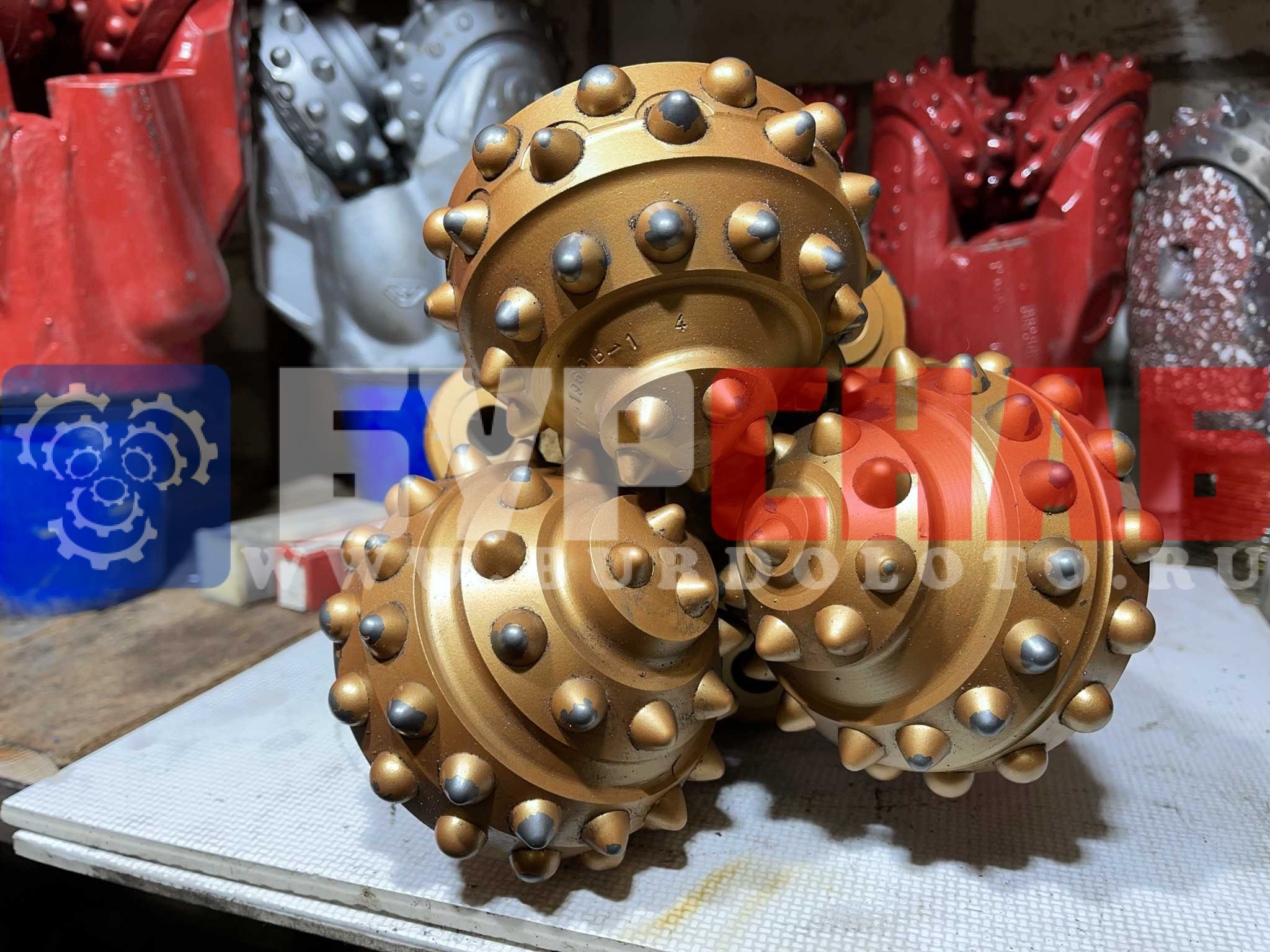 Долото шарошечное ф 200 SA635 (IADC635)