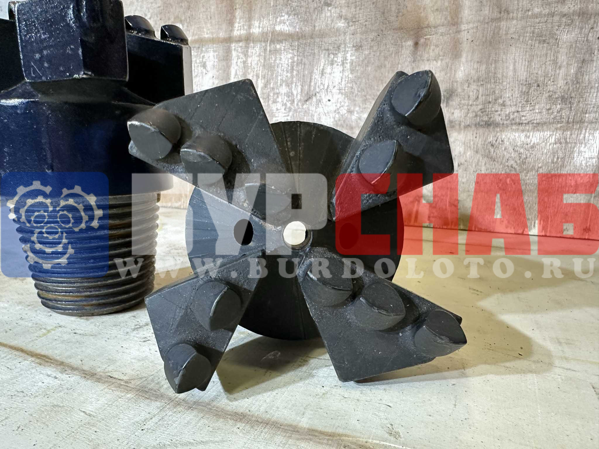 PDC ф 132 (четырехлопастное)