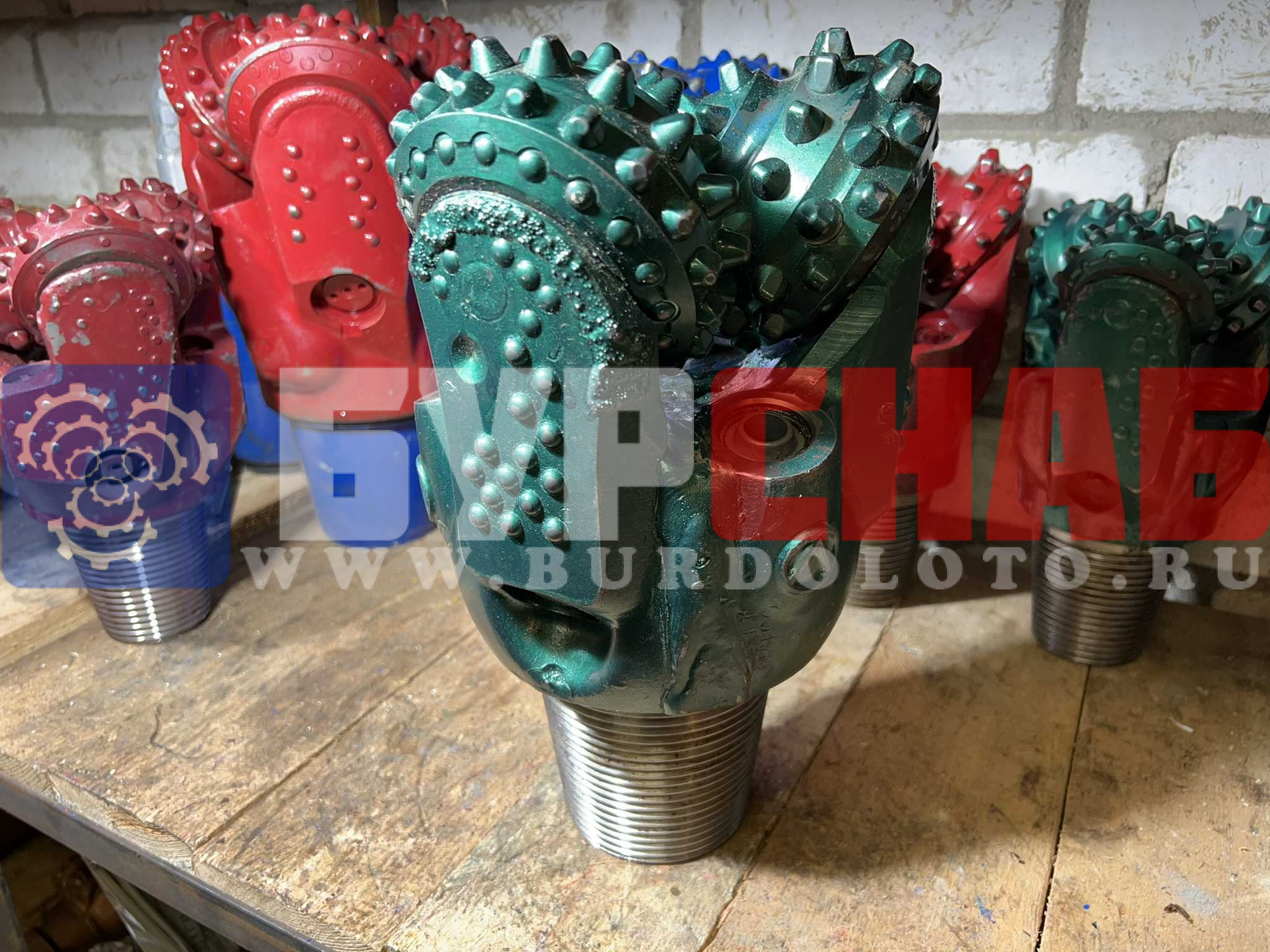 Долото шарошечное ф 215.9 CH24MRS (IADC517)