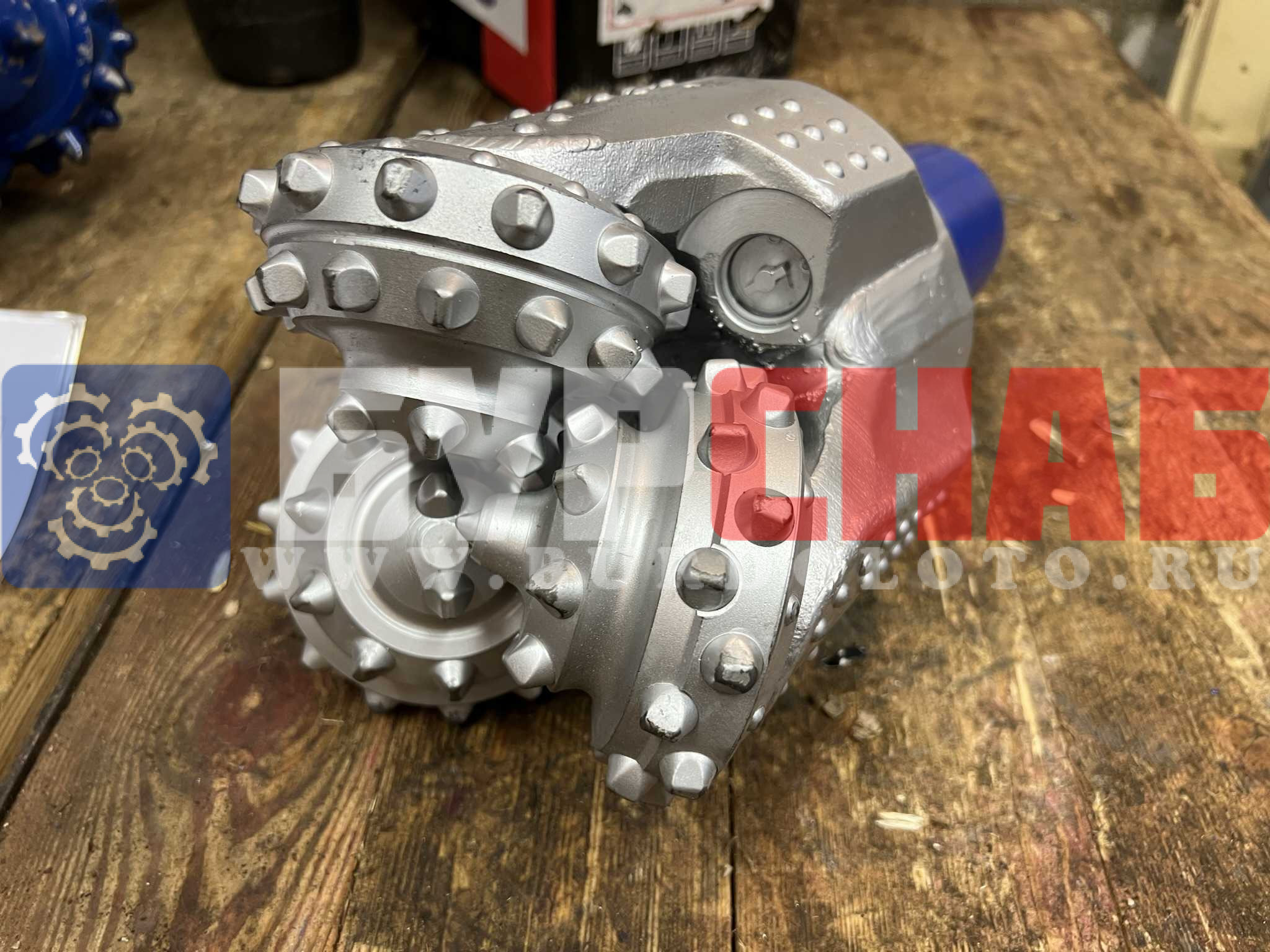 Долото шарошечное ф 171,4 HQ517GL (IADC517)