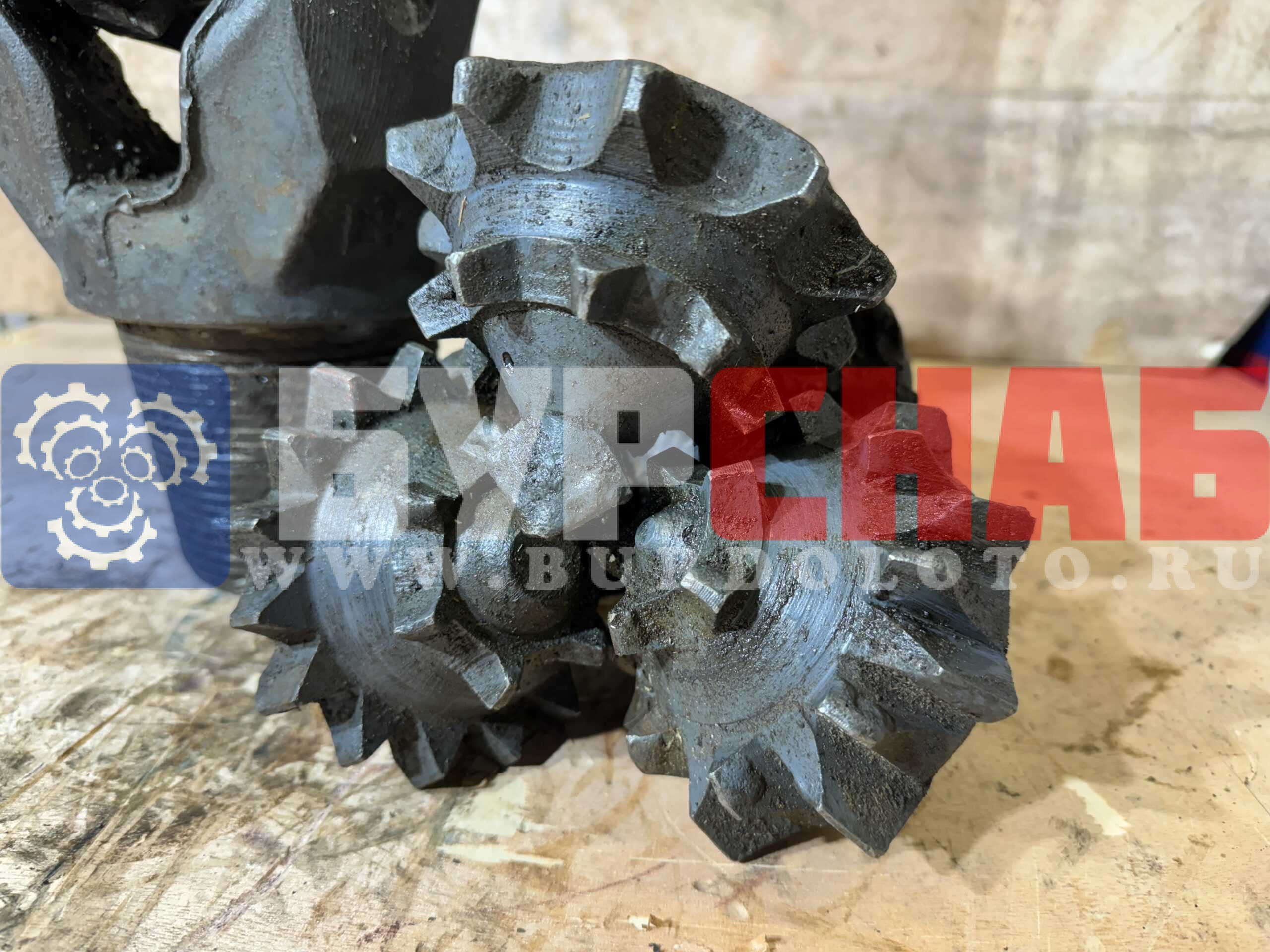 Долото шарошечное ф 190,5 М-ГВ