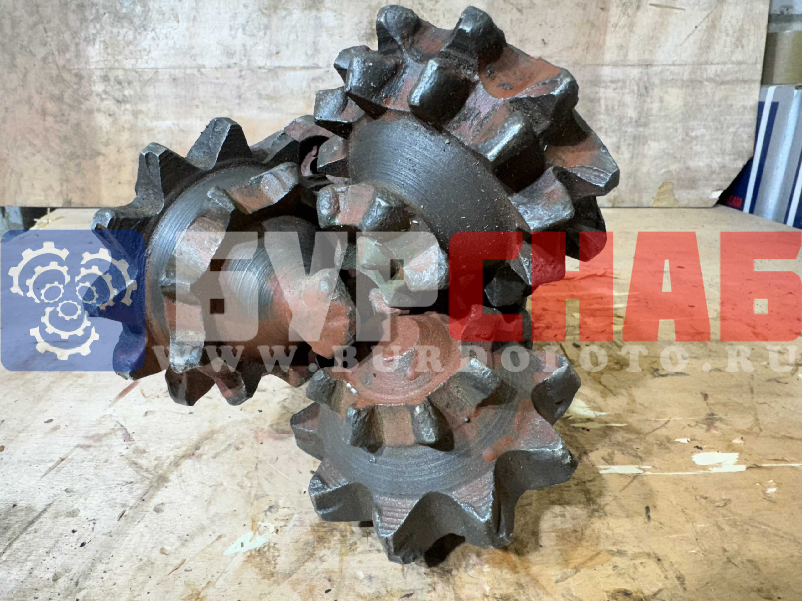 Долото шарошечное ф 190,5 М-ГВ