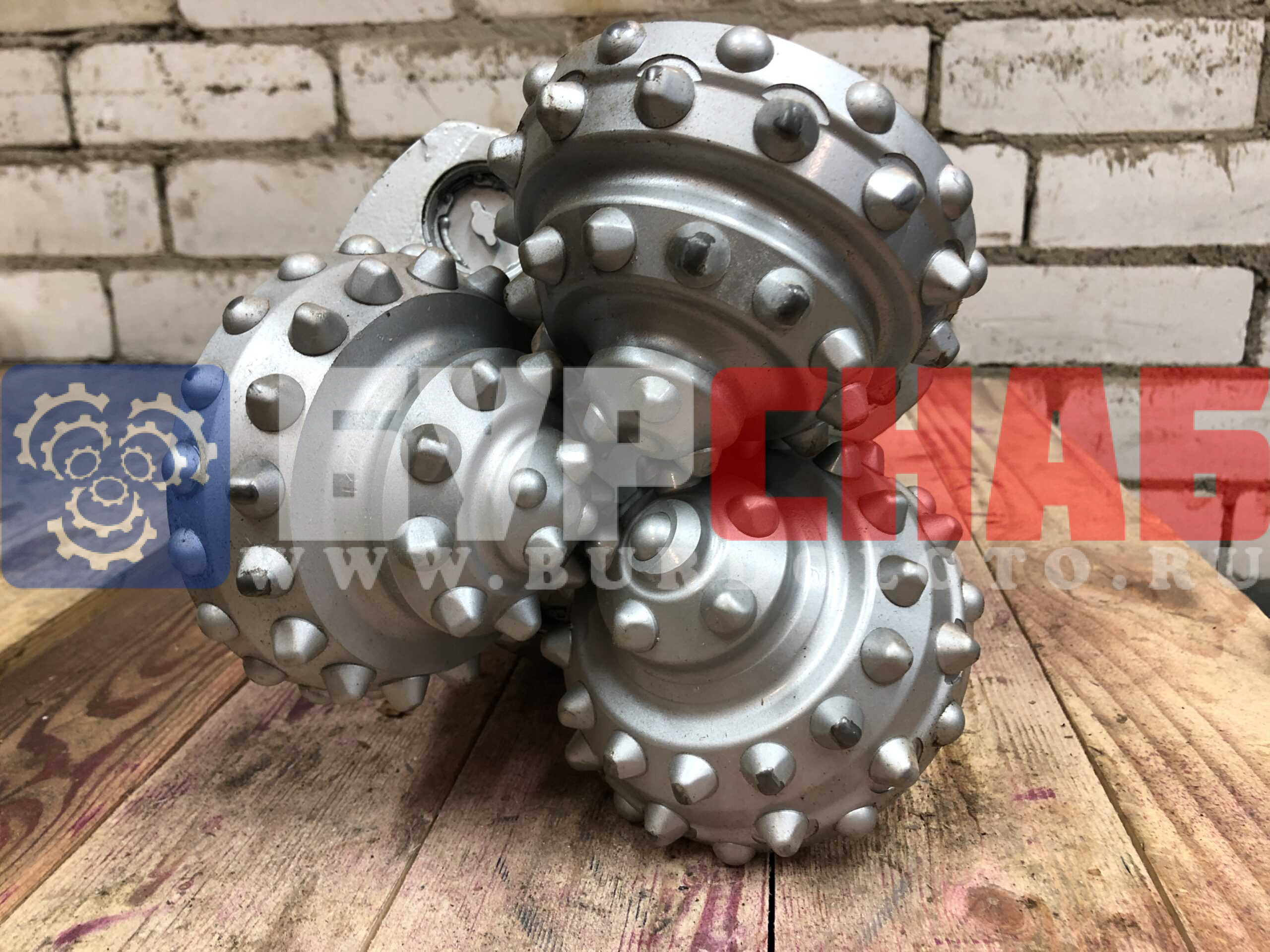 Долото шарошечное ф 215,9 GX-44G (IADC617)