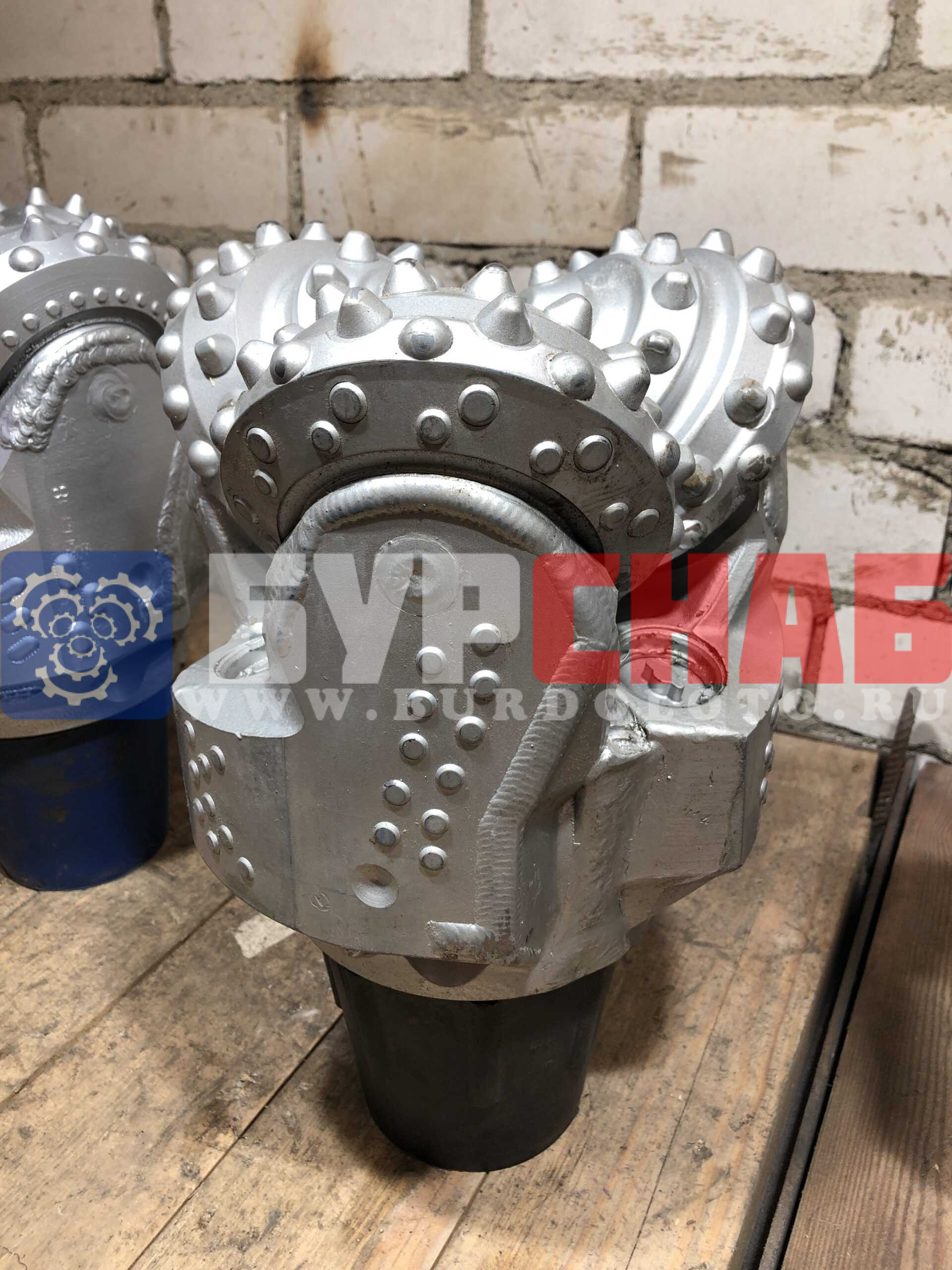 Долото шарошечное ф 215,9 GX-44G (IADC617)