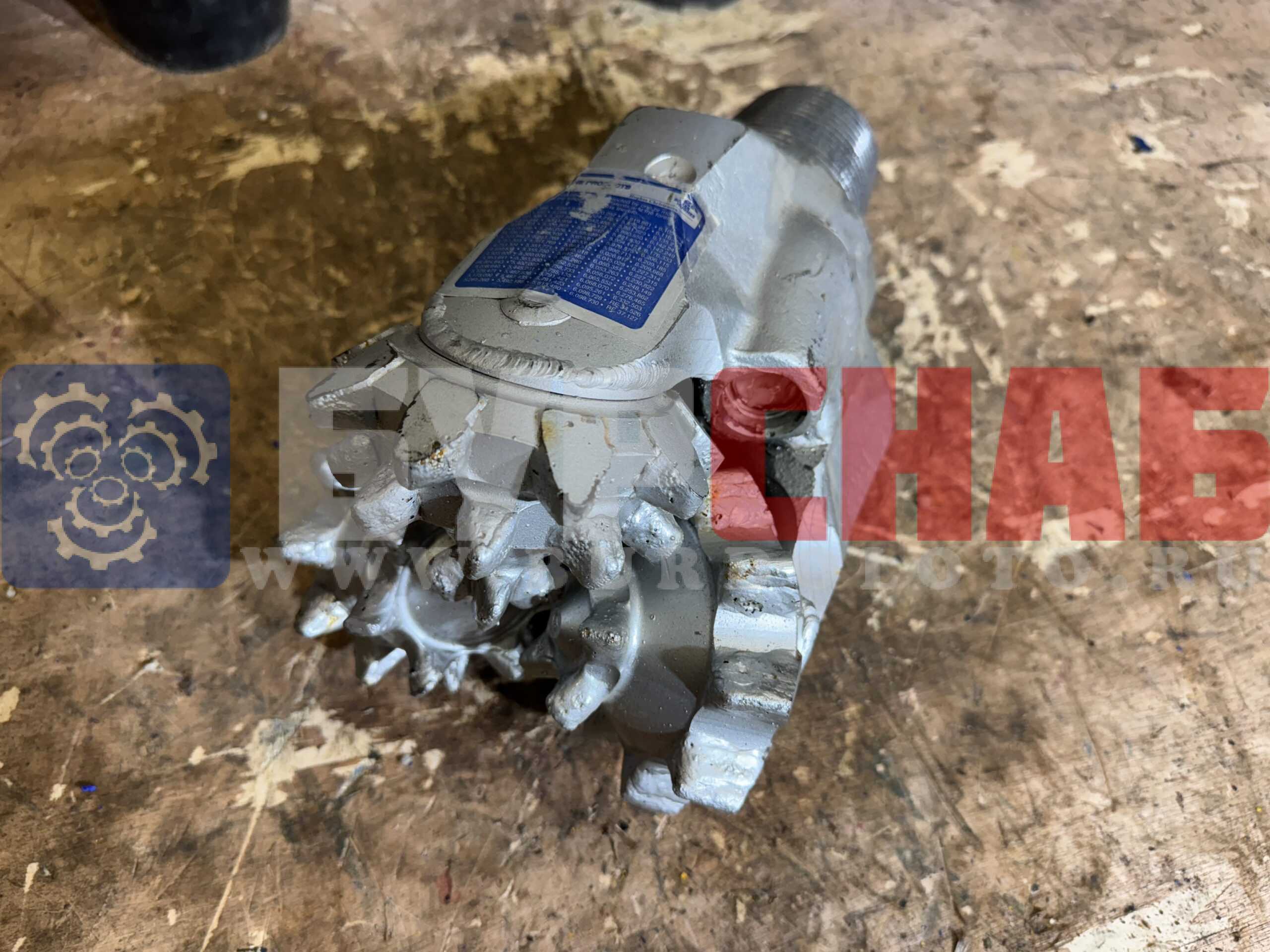 Долото шарошечное ф 171.4 A66 (IADC 116)