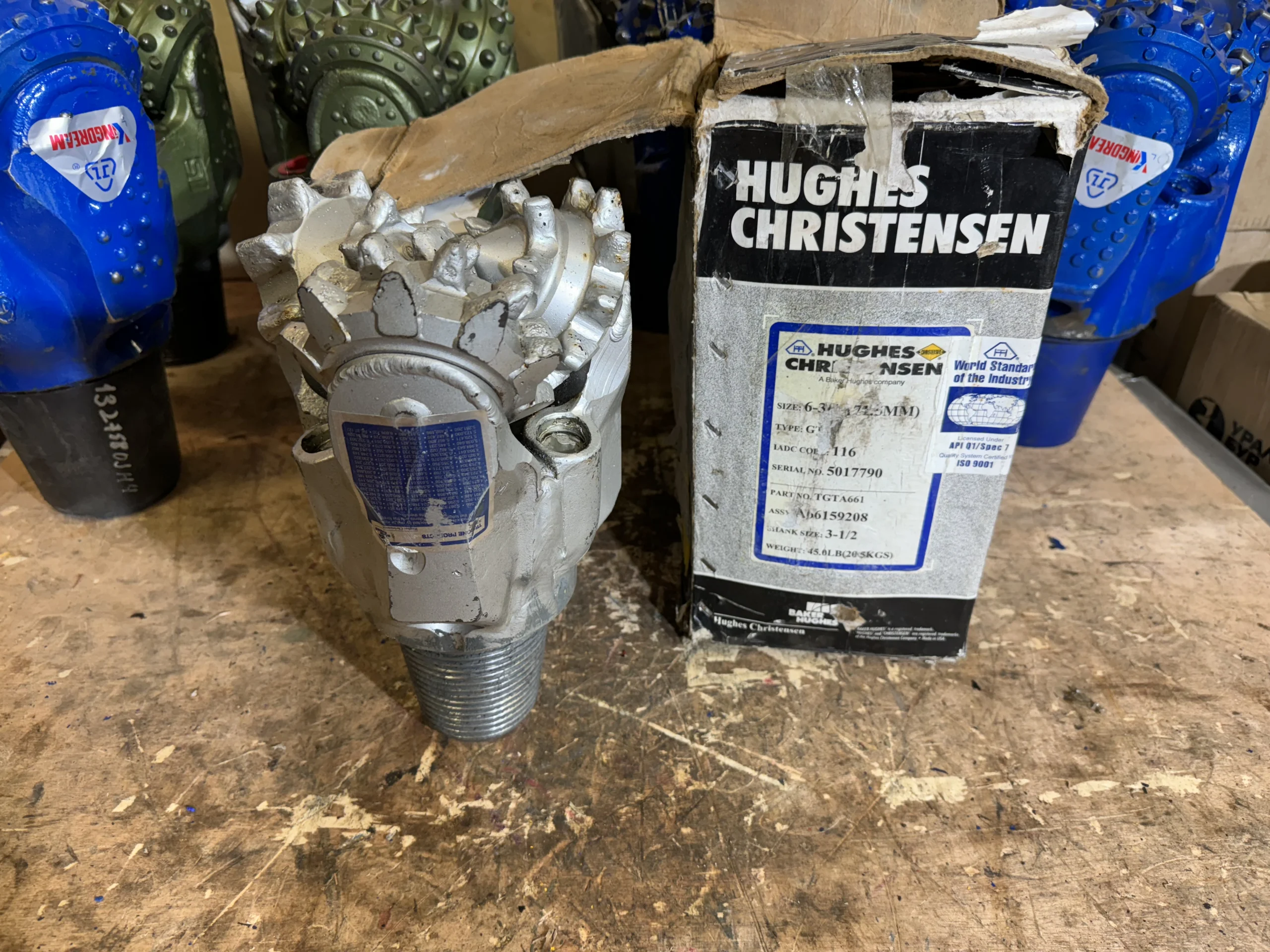 Долото шарошечное ф 171.4 A66 (IADC 116)