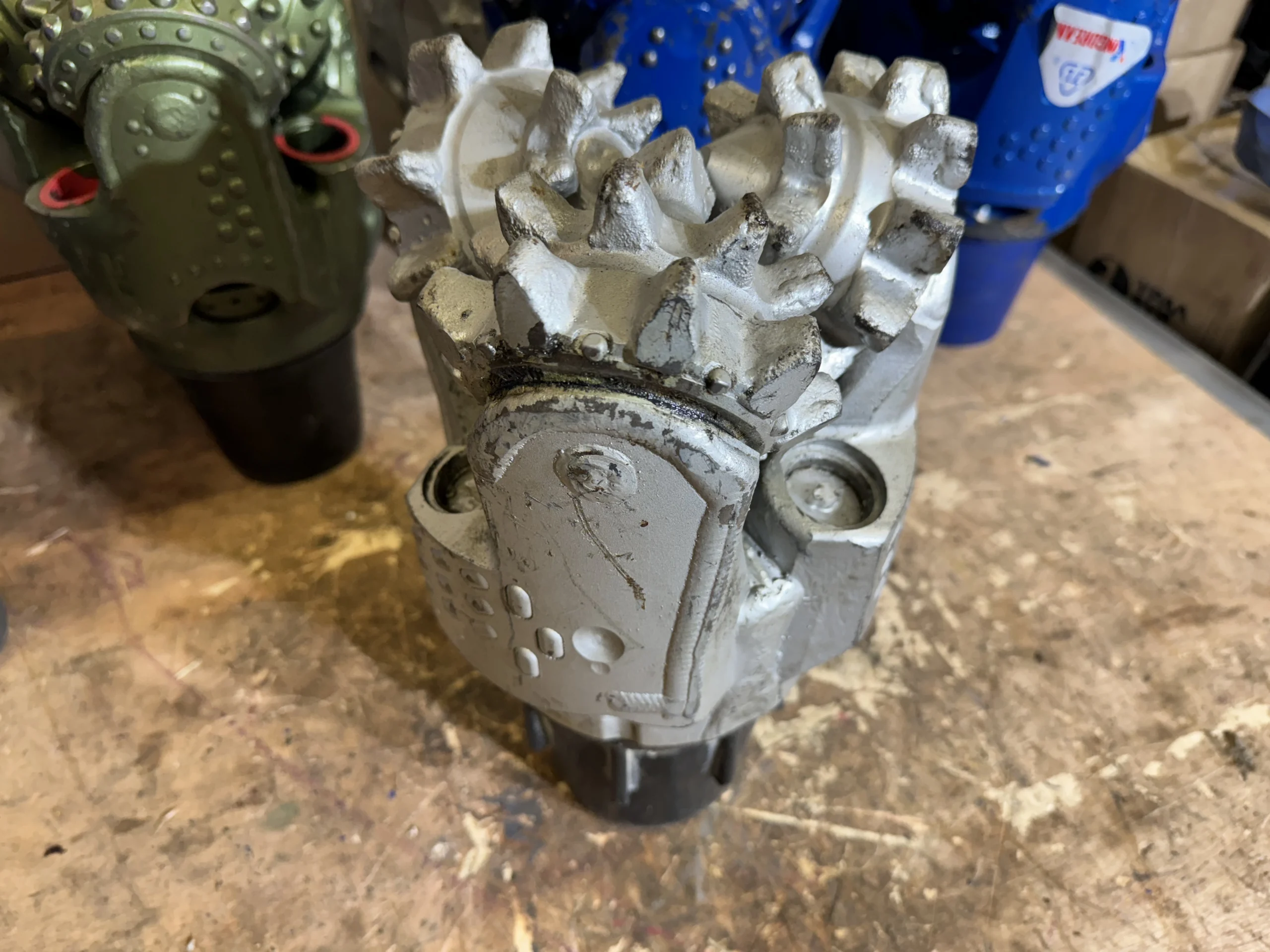 Долото шарошечное ф 193.7 MXL-C1 (IADC 117)