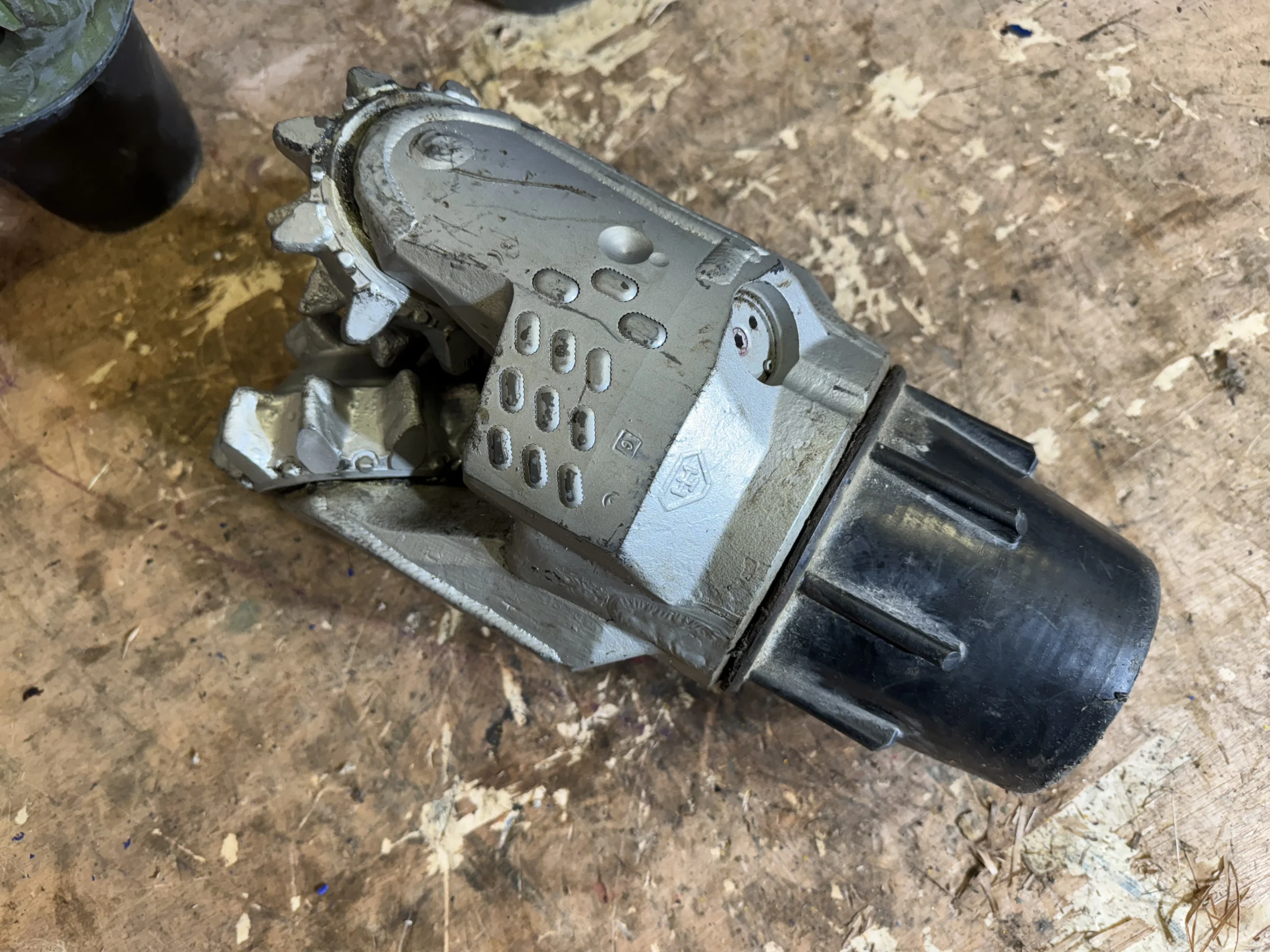 Долото шарошечное ф 193.7 MXL-C1 (IADC 117)