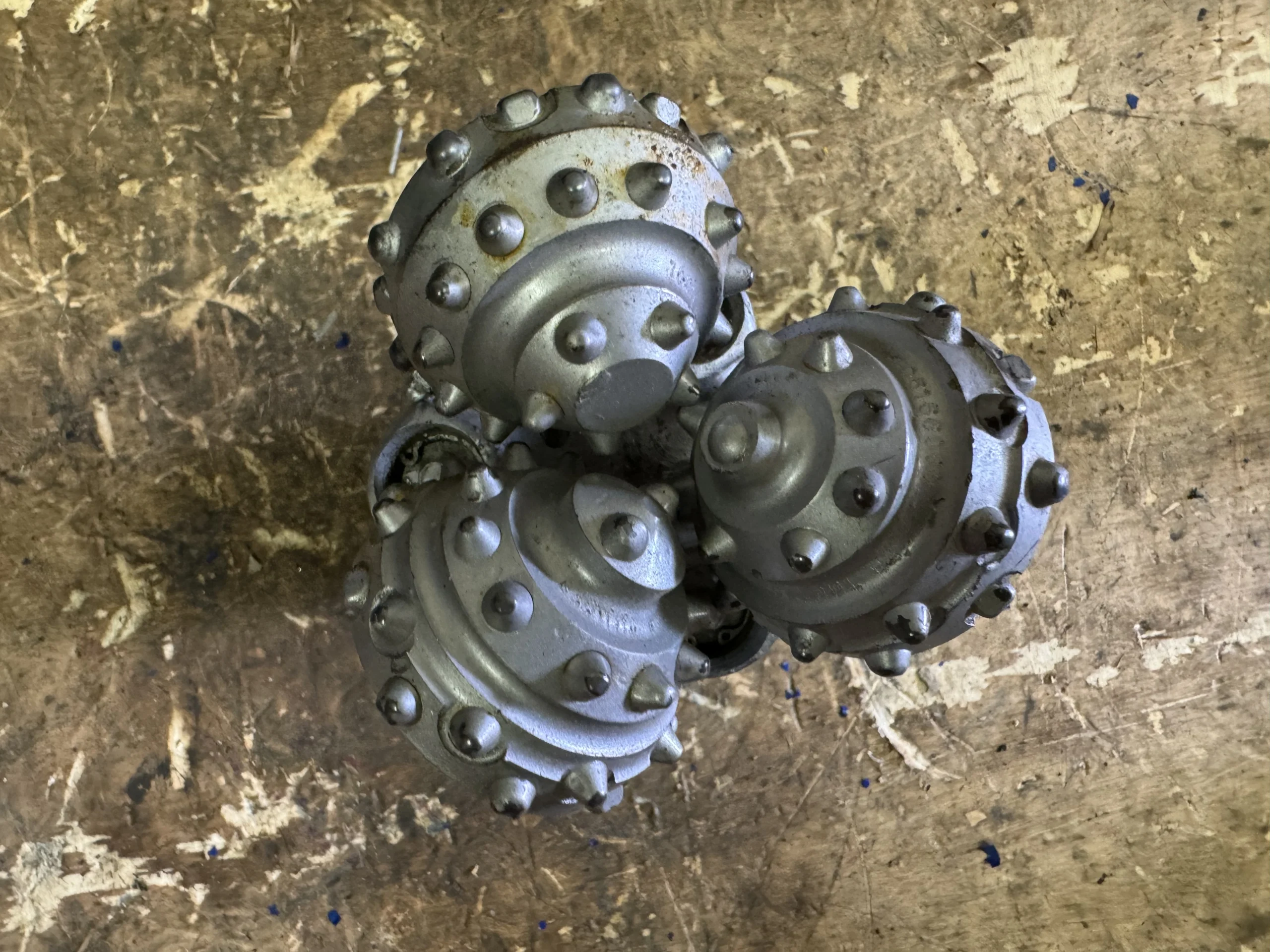 Долото шарошечное ф 101,6 STX-30 (IADC547)