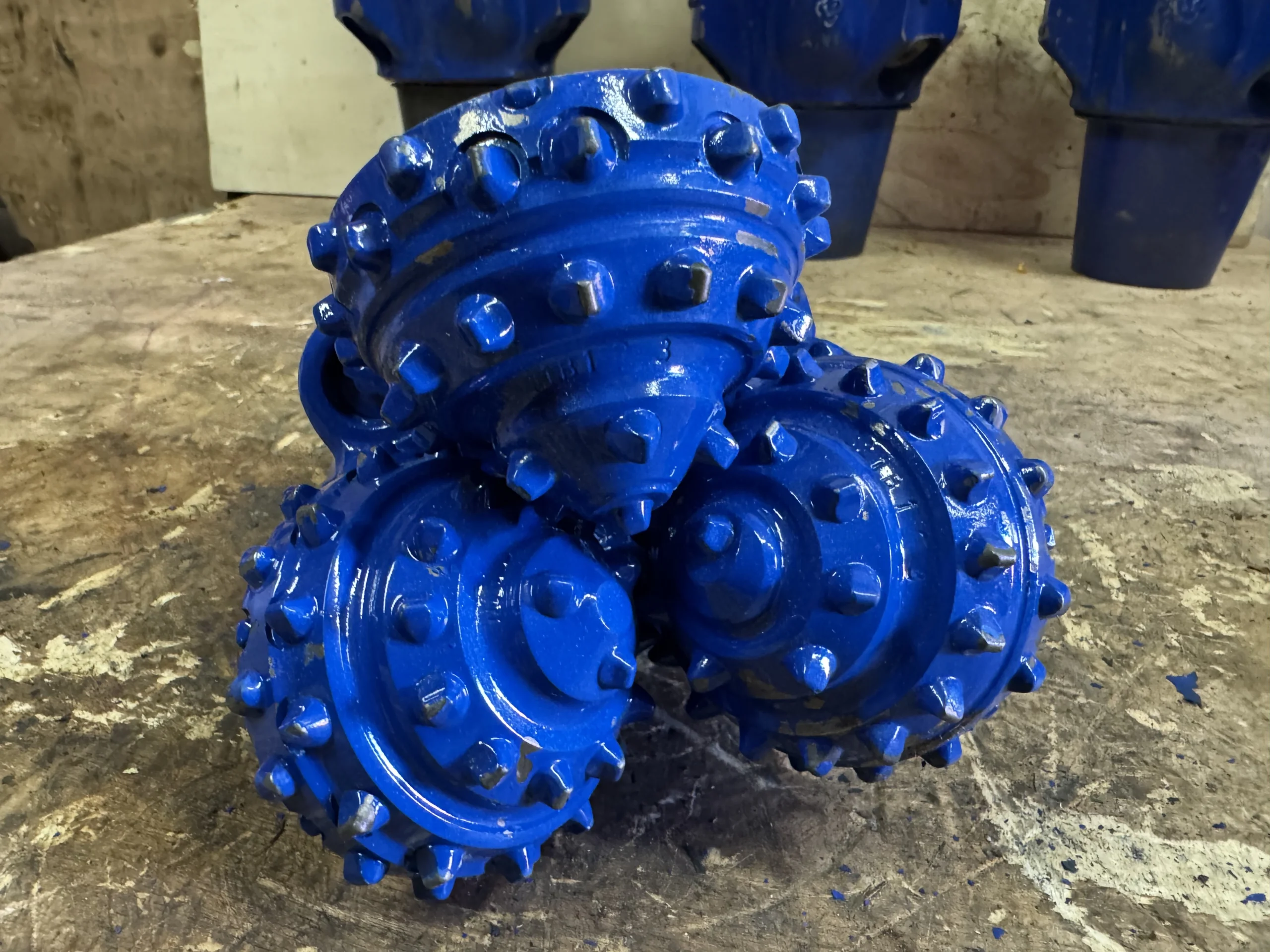 Долото шарошечное ф 143,9 HAT617GL (IADC617)