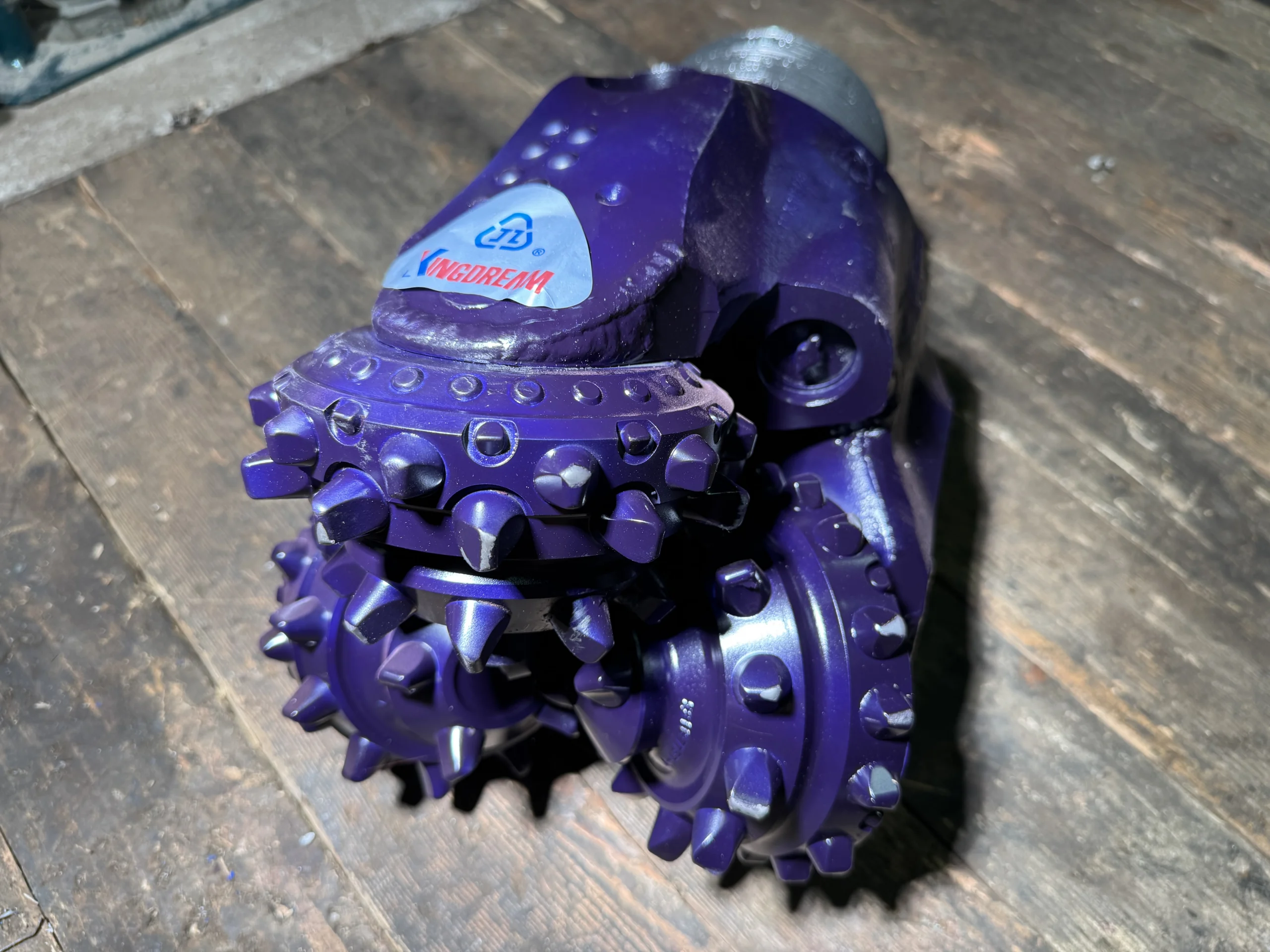 Долото шарошечное ф 244,5 HAT437G (IADC437)