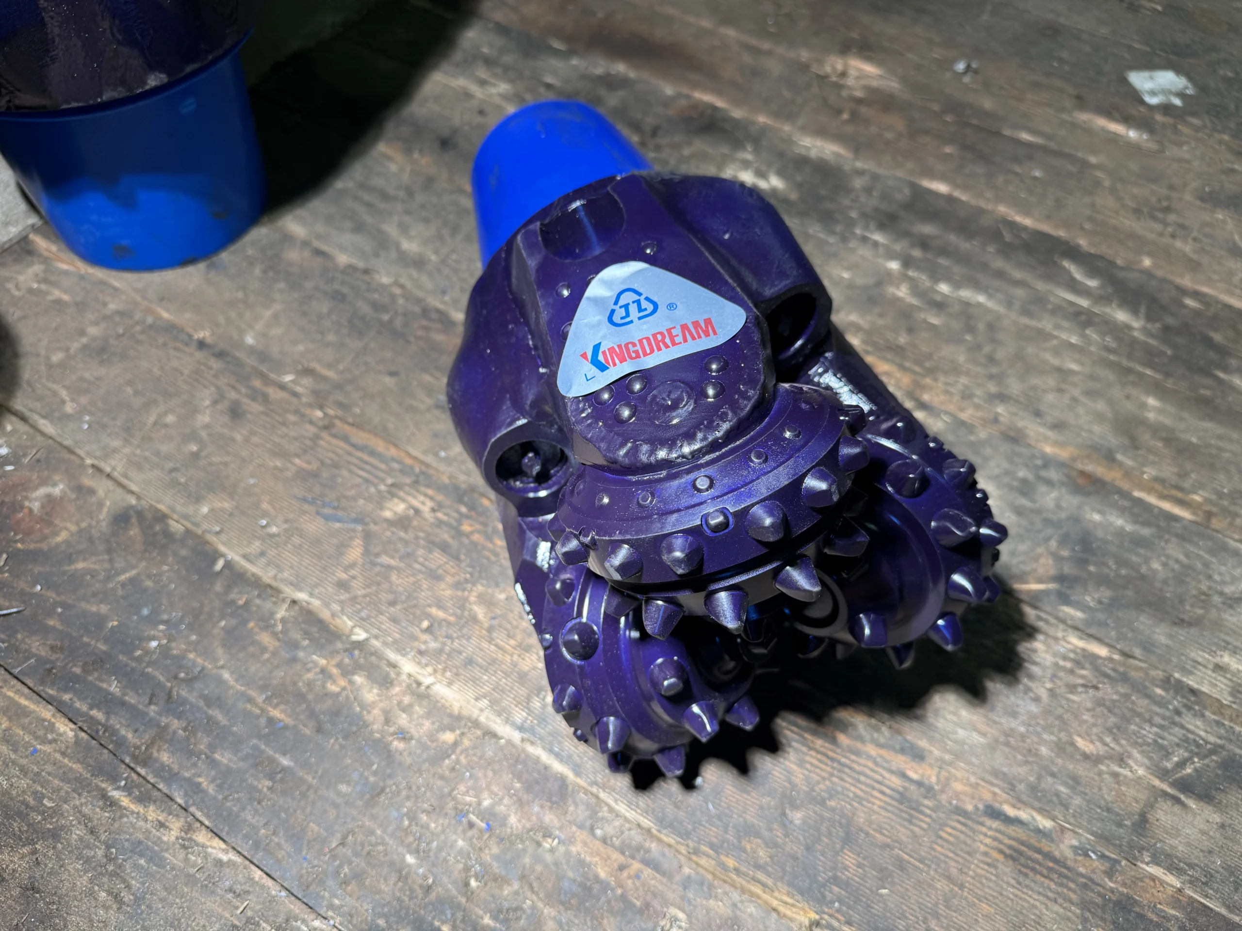 Долото шарошечное ф 190,5 HAT427G (IADC427)