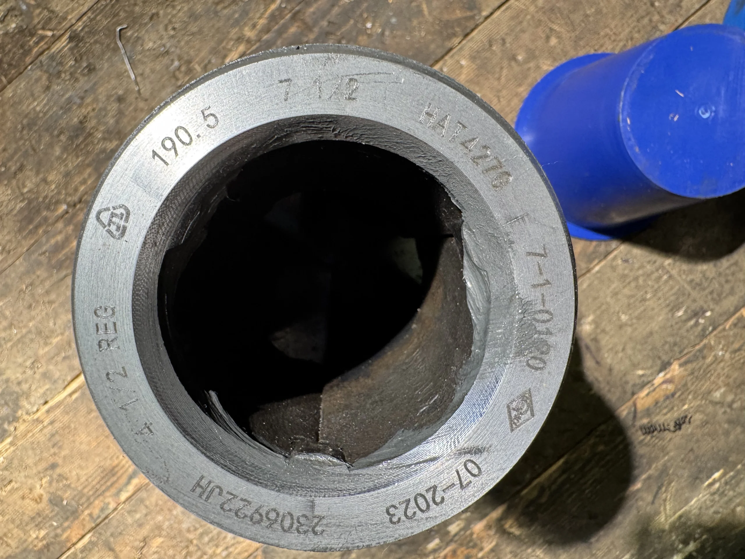 Долото шарошечное ф 190,5 HAT427G (IADC427)