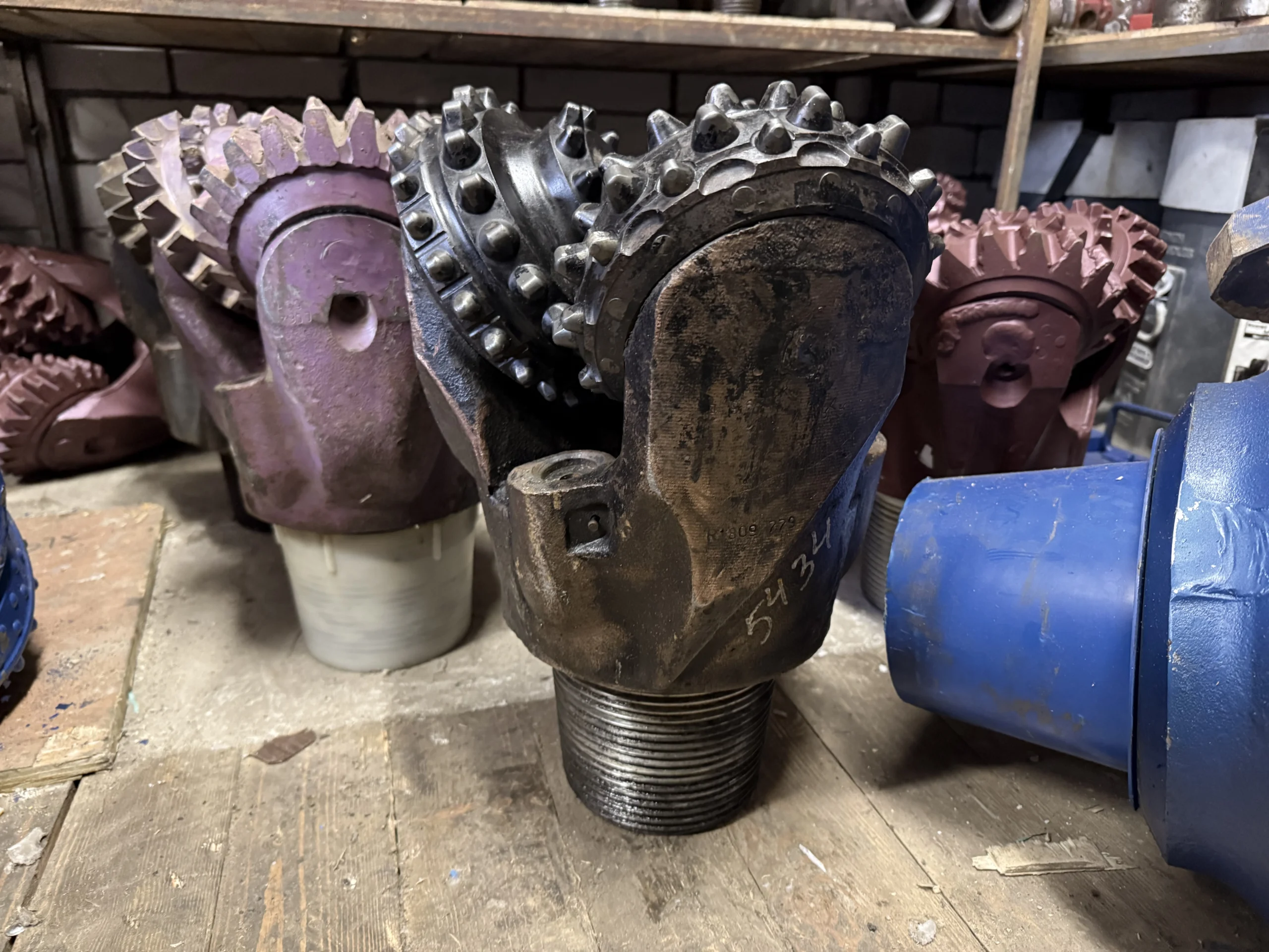 Долото шарошечное ф 295,3 МСЗ-ГВ R95