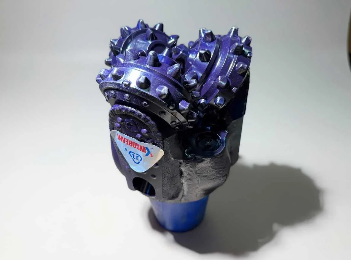 Долото шарошечное ф 190,5 HAT427G (IADC427)