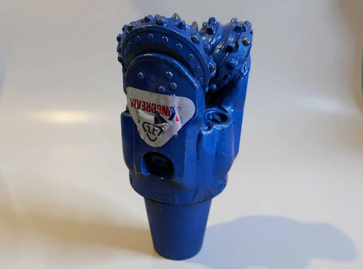 Долото шарошечное ф 143.9 HAT547GL (IADC547)