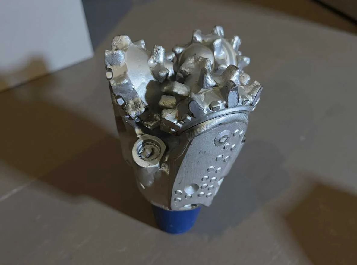 Долото шарошечное ф 152.4 STX-1 (IADC 117)