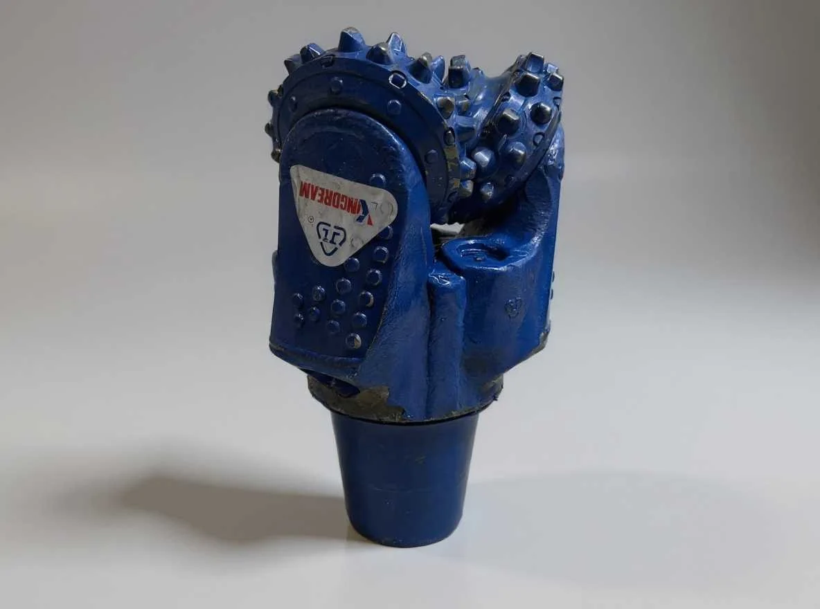 Долото шарошечное ф 215,9 MD447 (IADC 447)