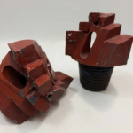 Долото трехлопастное ф130мм.