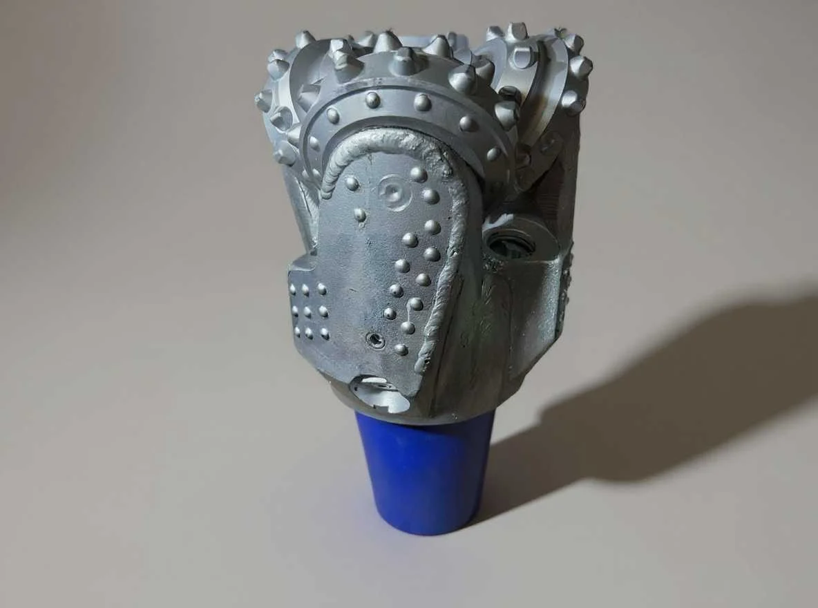 Долото шарошечное ф 171,4 HQ517GL (IADC517)