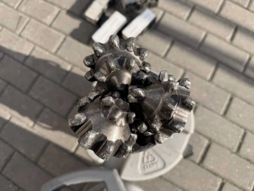 Долото шарошечное ф 123.8 XS1S (IADC117)